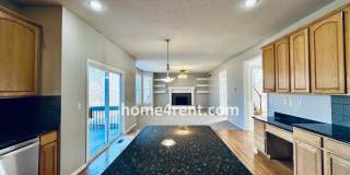Gorgeous, Updated Home w/ Granite Counters and Wood Floors in Kitchen, Walkout Finished Basement! Gallery 18