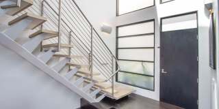 Stunning 4Bed/2.5ba Condo in Pacific Heights Gallery 15