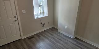 2 Bedroom 1 Bath Townhouse Gallery 5