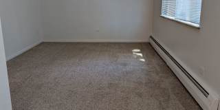 95 N Clarkson St Carolyn Arms Apartments Gallery 12