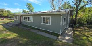 6099 Roland Dr. Gallery 28