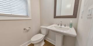 413 Bishop Lane Gallery 12