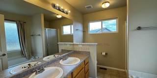 Stunning 4 Bedroom House in Security-Widefield Gallery 12