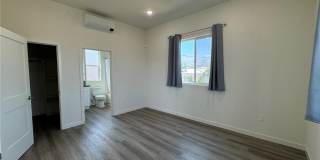 209 N Serrano Avenue 1/2 Gallery 11