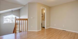 2-Story Condo, Wood Flrs Wood FP Gallery 15