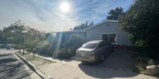 6 Bedroom 3 Bathroom House on Corner lot- LARGE ROOMS Gallery 16