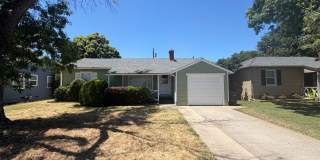 2 Bedroom | 1 Bathroom | Single family in East Sacramento Gallery 1