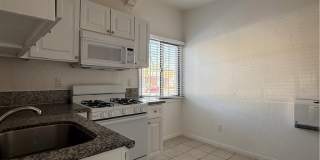 2012 E 7th Street Gallery 4