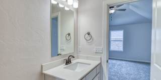 Brand New Construction in Varenna Landing! Gallery 16