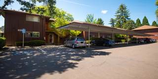Royal Oaks Gallery 7