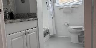 113 Coronado St Gallery 15