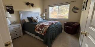 Fully Furnished West Side Location Gallery 13