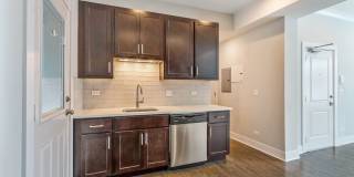 1946 West Nelson St. Apt. Gallery 12