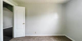 For Rent: 2118 S Penn St. 2 Bedroom 1 Bathroom Home Coming Soon! Washer/Dryer Hook Ups! Pet Friendly! Gallery 20