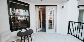 Regius Square Gallery 18