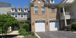 1366 Scarboro Road Gallery 1