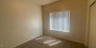 Shadow Mountain duplex Gallery 9