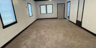 904 Southwest G Avenue Gallery 2