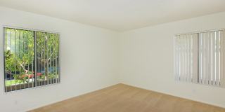 Palm Lane Apartment Homes Gallery 16