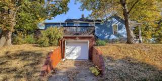 Cozy 1 Bedroom Bungalow!! Gallery 5
