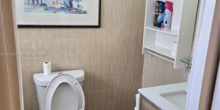 5712 Hollywood Blvd Gallery 9