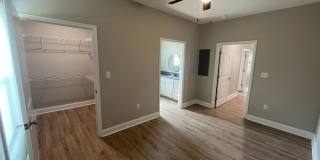 215 N Elm Gallery 33