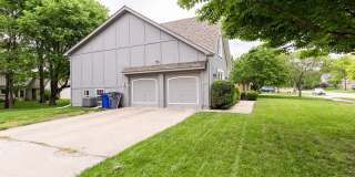 4 Bed home in Olathe- Quick access to I-35 Gallery 38