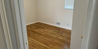 3605 Martin Dr Gallery 29