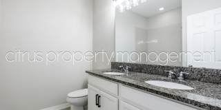 Stunning Double Waterfront 4/3 Home with Dock and Electric Boat Lift Gallery 32