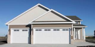 4 Bed 3 Bath Single Family Home Gallery 1
