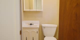 908 East Stone Street Gallery 21