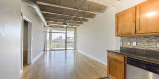 230 West Alabama Apartments Gallery 29