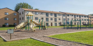 Rose Hill of Alexandria Gallery 21