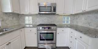 16 First Street Gallery 9