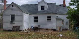 5905 Hampton Boulevard Gallery 4