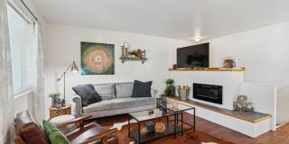 Brentwood Gallery 4