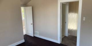 Spacious 8 Bedroom across from UNC - PRE-LEASING FOR MAY Gallery 16