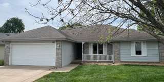 3 Bed / 2 Bath in heart of Springfield Gallery 1