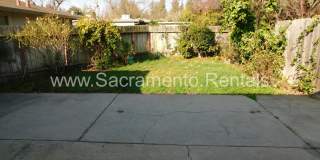 Wonderful Sierra Oaks 3bd/2ba Duplex with 2 Car Garage Gallery 33