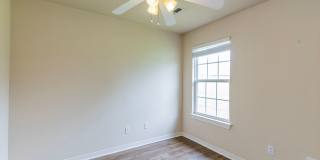 ***255 B ravenwood Blvd*** Gallery 12