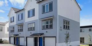 One-Month Free. Lease This Townhome Today! Gallery 1