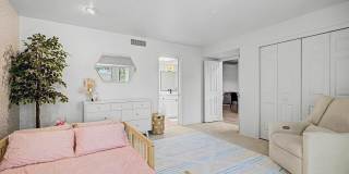 7972 E CACTUS WREN Road Gallery 18