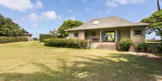 Oceanfront Cottage w/Panoramic Views, Yard,  Private Beach Access. Waipuna Gallery 1