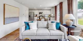 2037 EATON PLACE Gallery 1