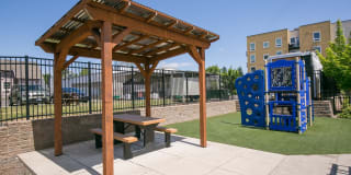 Jesse Quinn Apartments Gallery 6