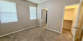 1047 N Leverett Avenue Gallery 12