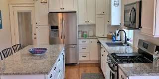 Gorgeous Townhouse in Quincy Avail 9/1 Gallery 3