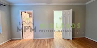 3425 Manor Avenue Gallery 34