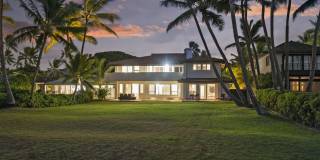 Ocean View Villa w/Beach as Backyard, Walk to Attractions: Kailua Hale Kahakai Gallery 1