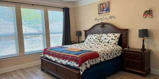 Welcome home to 8603 Phoenix Ave! Gallery 11